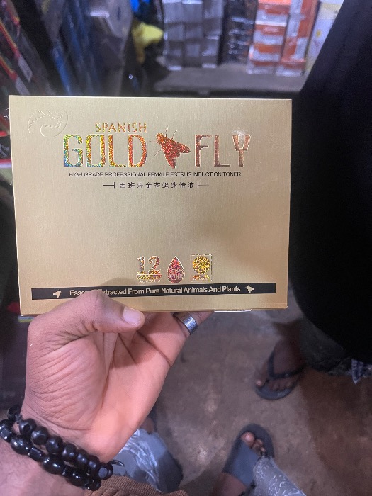 Spanish gold fly